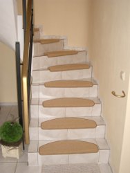 Steintreppe vor der Renovierung